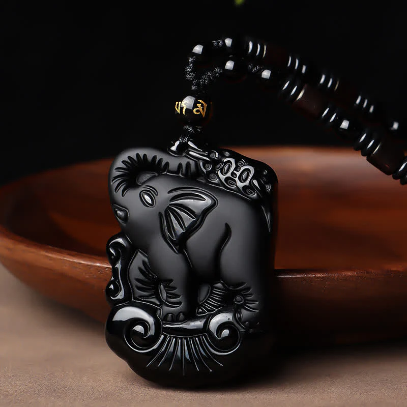 Collana con ciondolo portachiavi in corda di protezione per elefante in ossidiana nera