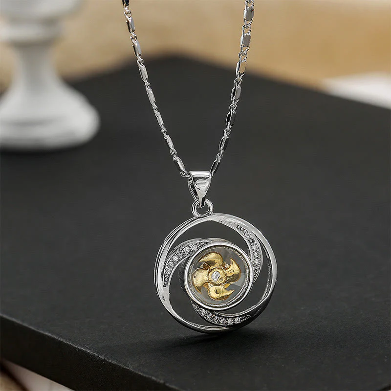 Collana con ciondolo portafortuna girevole a forma di mulino a vento in ottone placcato oro Buddha Stones - Image 4
