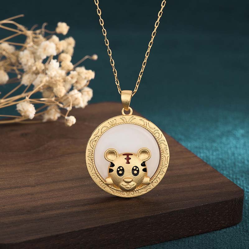 Collana di giada bianca della benedizione dell'anno della tigre