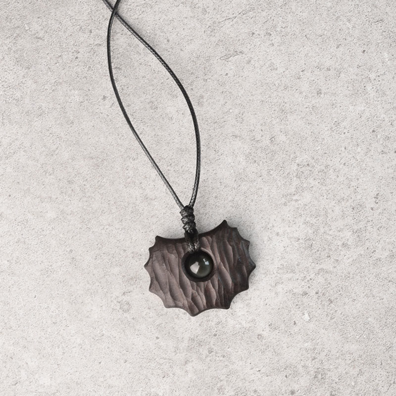 Collana pendente Buddha Stones in legno di ebano e ossidiana di forma irregolare, pace e calma - Image 2