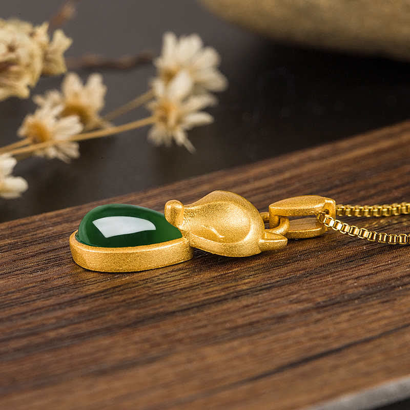 Collana pendente con motivo a volpe in calcedonio verde Buddha Stones - Image 6