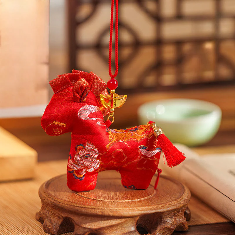 Decorazione da appendere con ricamo a nappa in corda rossa, motivo Buddha Stones Year of the Horse