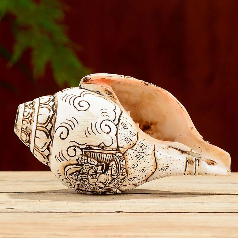 Decorazione di ricchezza di conchiglia di conchiglia di Avalokitesvara Buddha tibetano inciso a mano Shankha - Image 23