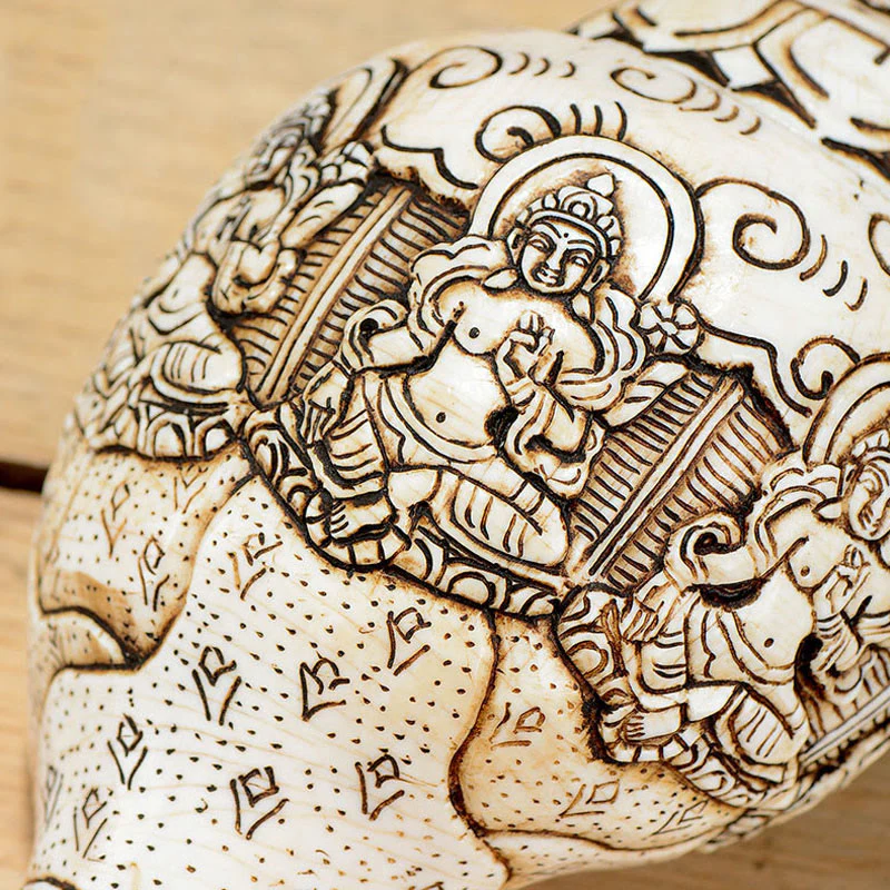 Decorazione di ricchezza di conchiglia di conchiglia di Avalokitesvara Buddha tibetano inciso a mano Shankha - Image 24