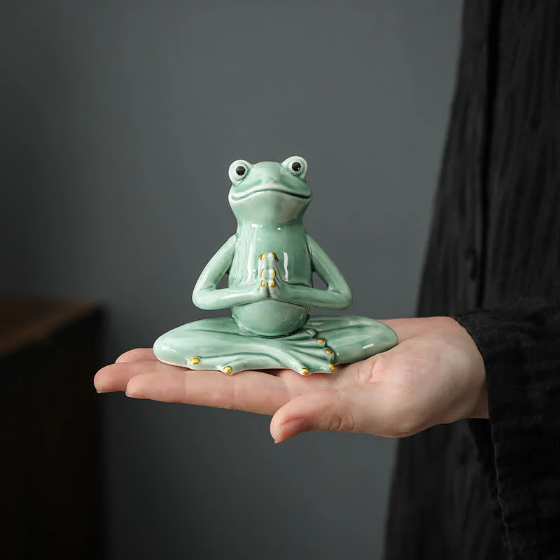 Decorazione statua rana zen in ceramica meditante