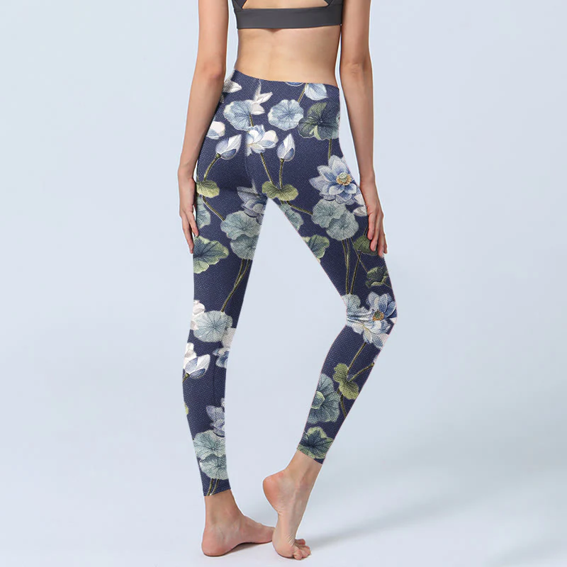Leggings da palestra con stampa a olio di fiori di loto blu e bianchi Buddha Stones, pantaloni da yoga da donna - Image 5