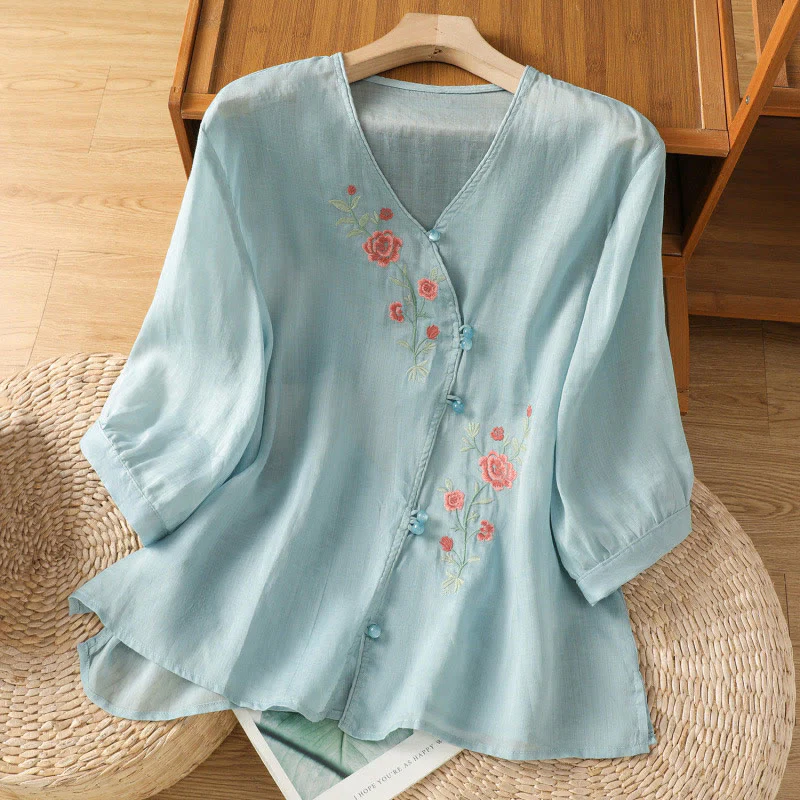 Maglietta da donna in cotone con scollo a V e fiori ricamati con Buddha Stones - Image 4