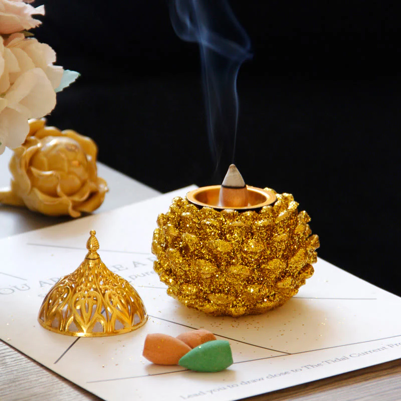 Modello di pigna dorata rituali spirituali Mini bruciatore di incenso decorazione da tavolo per la casa - Image 8
