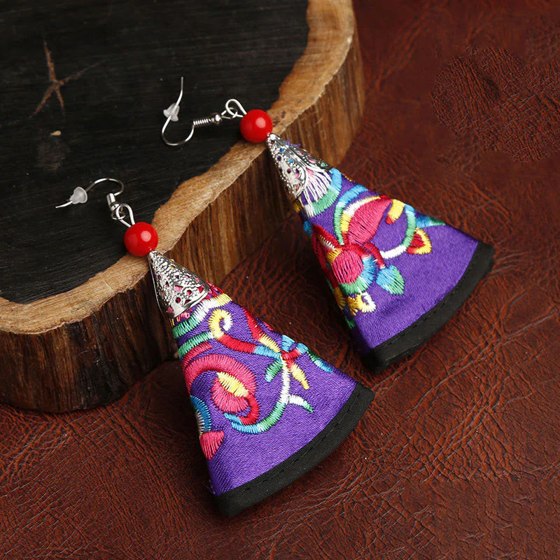 Orecchini armonia con ricamo Yi a forma di ventaglio, realizzati a mano con Buddha Stones - Image 5
