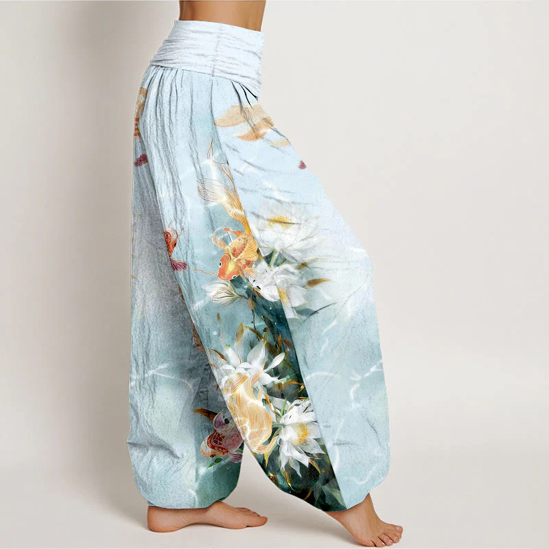 Pantaloni harem da donna con elastico in vita, in puro cotone chiaro, con motivo a fiori di loto e pesci koi, Buddha Stones - Image 3