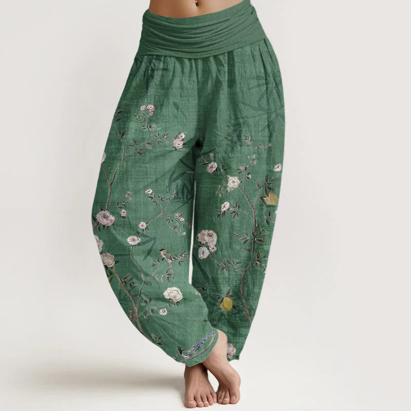 Pantaloni harem da donna con elastico in vita, in puro cotone, con motivo Buddha Stones, fiori rosa e bianchi, foglie di bambù e frutta - Image 7