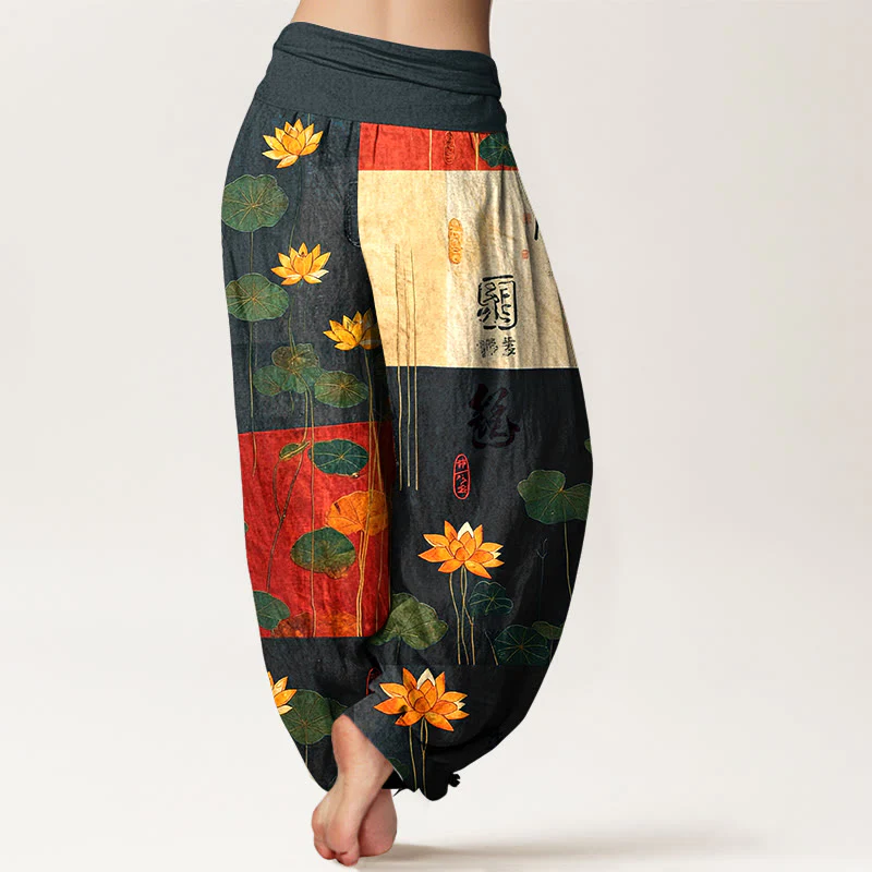 Pantaloni harem da donna con elastico in vita, motivo a fiori di loto Buddha Stones, in puro cotone, con forte impatto visivo - Image 2