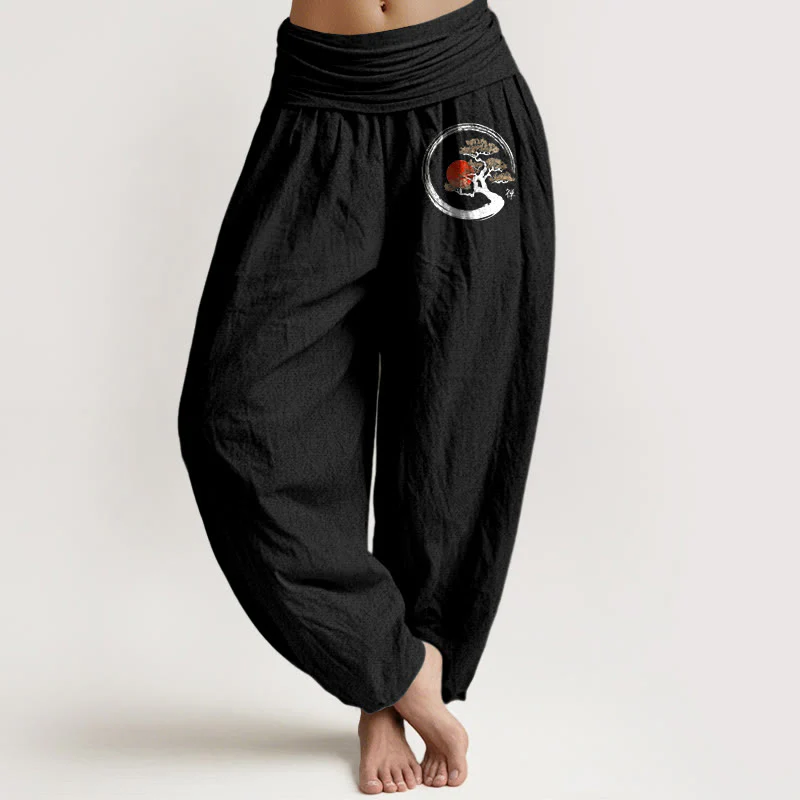Pantaloni harem da donna in puro cotone con elastico in vita e motivo a carattere Zen Buddha Stones, albero di pino e sole rosso - Image 9