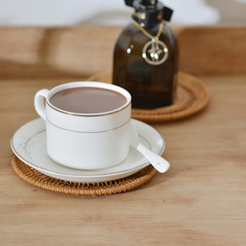 Sottobicchiere per tazza da tè in rattan con motivo floreale in ceramica - Image 20