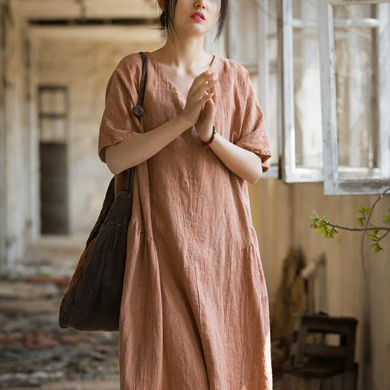 Vestito midi in lino con scollo a V e maniche corte, fatto a mano, con tintura a nodi , Buddha Stones - Image 11