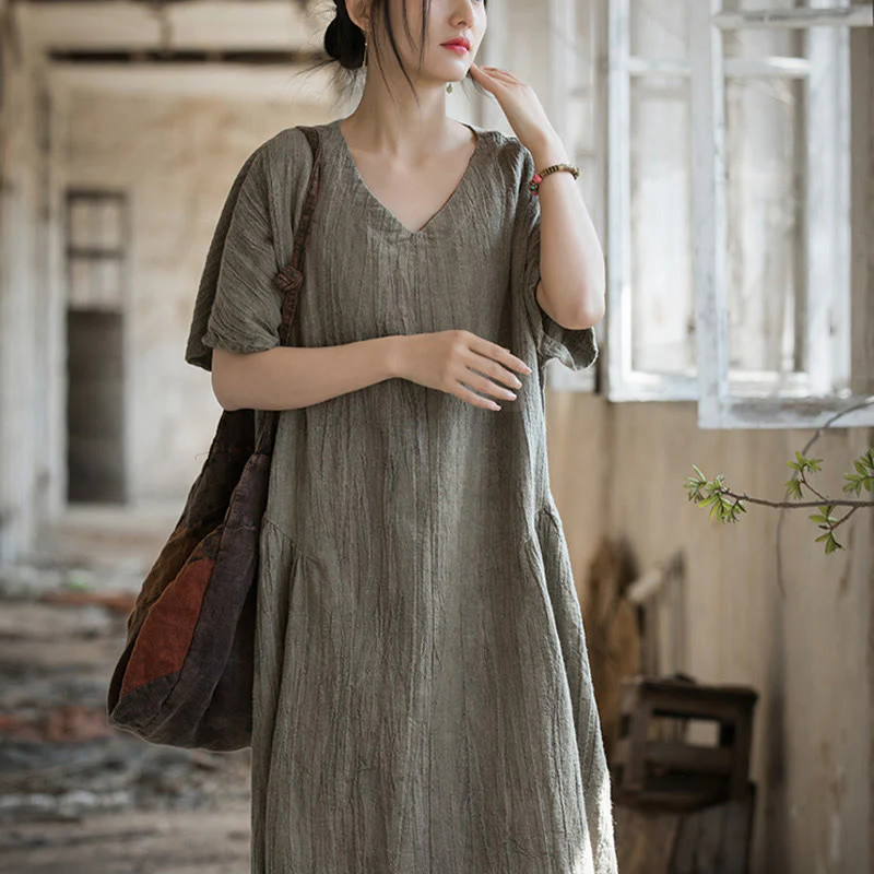 Vestito midi in lino con scollo a V e maniche corte, fatto a mano, con tintura a nodi , Buddha Stones - Image 23